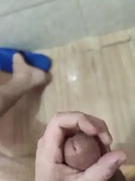 ssikerek23 online show from 03/05/26, 09:55