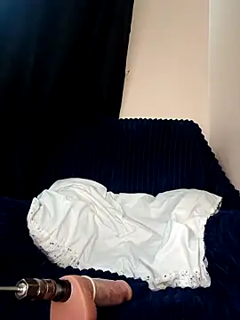 Snapshot of Realdeal42d chatting on 02/16/26, 04:36 Realdeal42d online show from 02/16/26, 04:36