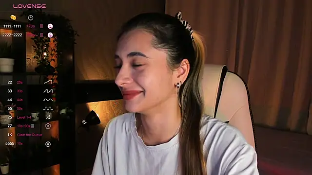 DarlaLike online show from 11/04/25, 03:49