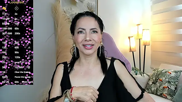 veronika naughty online show from 03/17/26, 02:31