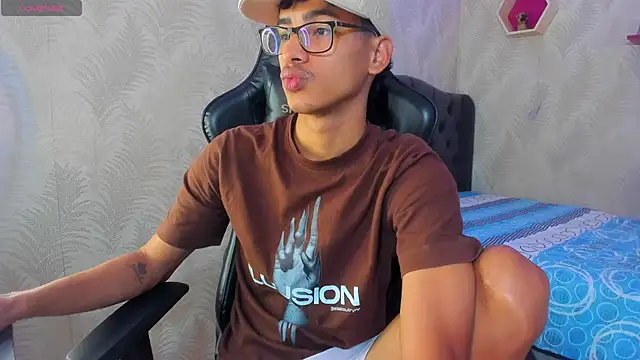 Snapshot of allens_joe chatting on 01/08/26, 10:56 allens joe online show from 01/08/26, 10:56