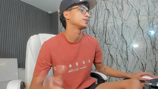 Snapshot of allens_joe chatting on 02/01/26, 03:16 allens joe online show from 02/01/26, 03:16