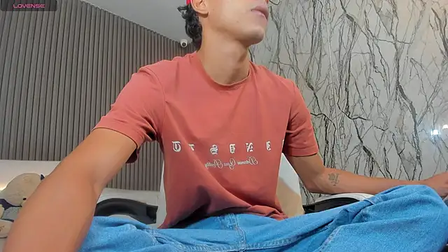 Snapshot of allens_joe chatting on 02/17/26, 07:42 allens joe online show from 02/17/26, 07:42