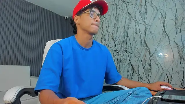 Snapshot of allens_joe chatting on 03/01/26, 02:57 allens joe online show from 03/01/26, 02:57