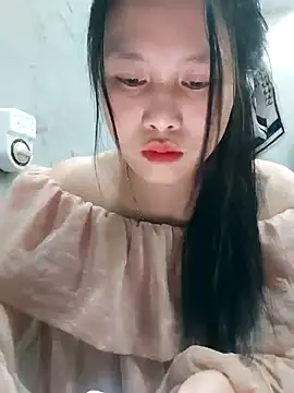 Lien-Yeu online show from 02/06/25, 02:26