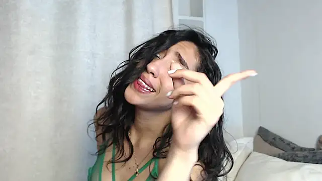 madisex s online show from 01/25/25, 09:36