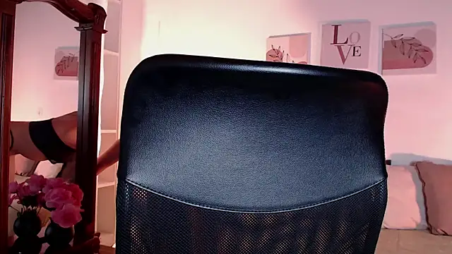 madisex s online show from 09/12/25, 12:27