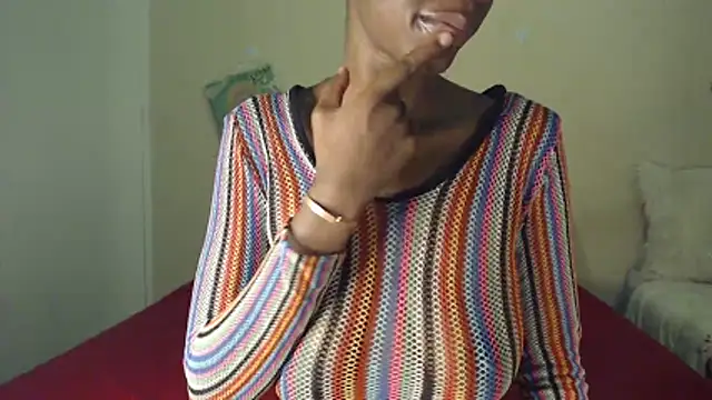 Snapshot of Blacktittiex02 chatting on 02/11/26, 10:15 Blacktittiex02 online show from 02/11/26, 10:15