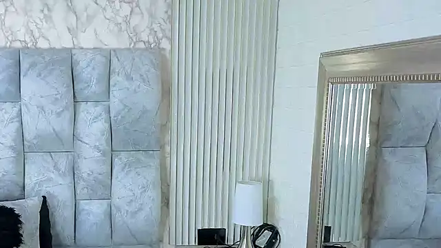 charlotte  G online show from 10/06/25, 11:07