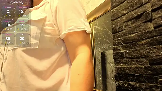 charlotte  G online show from 11/17/25, 10:43