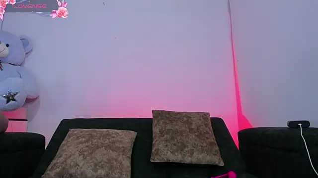 liz 25b online show from 02/25/26, 04:00