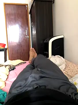 Zeuhorny online show from 09/26/25, 09:24