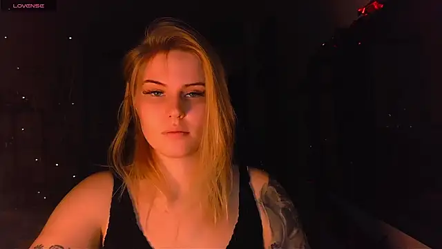 VoluptuousDreams online show from 02/01/25, 03:07