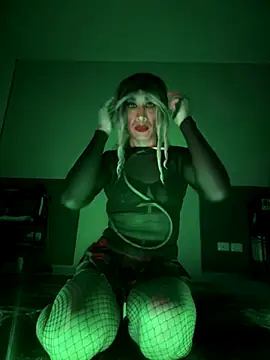 kandyloves online show from 12/17/25, 10:10