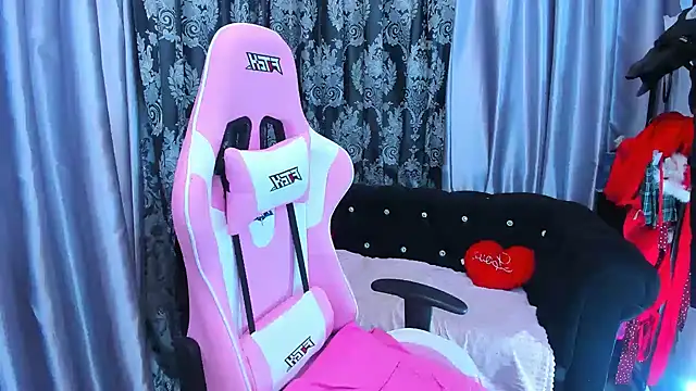 KamilaFoxy online show from 03/22/25, 06:00