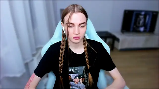 StellaLawless online show from 02/20/25, 11:54