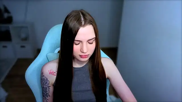 StellaLawless online show from 02/05/26, 10:25