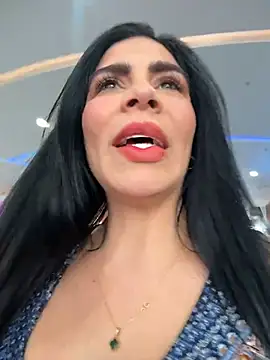 valecruz903 online show from 11/10/25, 05:34