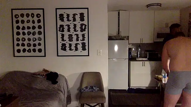 TheOnlyTwinTowers online show from 04/15/26, 06:42