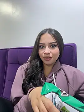 abbymnd online show from 09/19/25, 04:14