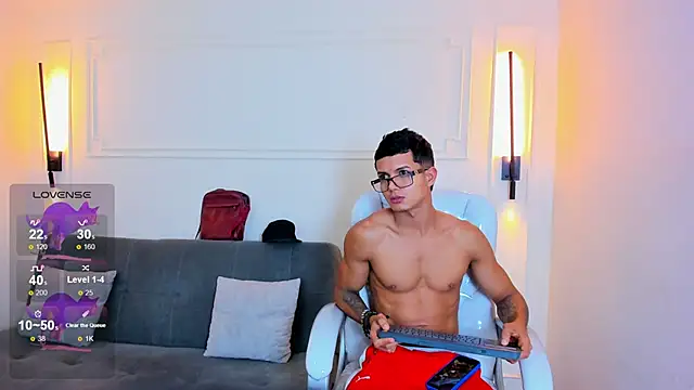 Paradise boy s online show from 01/13/26, 08:25