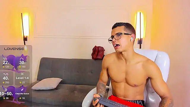 Paradise boy s online show from 02/20/26, 07:14