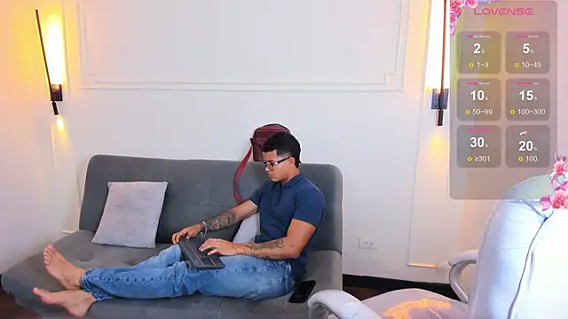 Paradise boy s online show from 04/07/26, 06:19