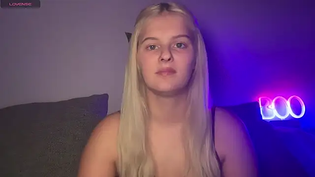 Allylove03 online show from 12/16/25, 03:22