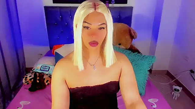 Zakura hot1 online show from 11/29/25, 09:12