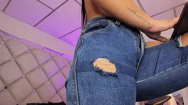 alessiaferry online show from 09/29/25, 02:55