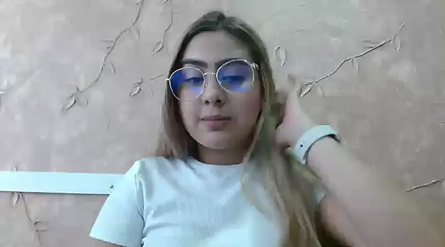 Miabonnett  online show from 01/31/25, 04:06