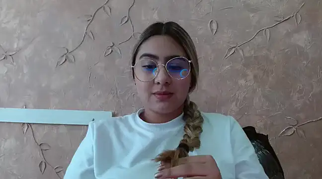 Miabonnett  online show from 02/17/25, 04:26