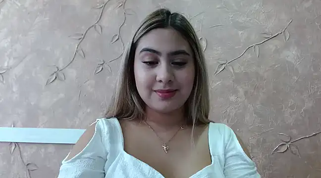 Miabonnett  online show from 02/22/25, 03:14