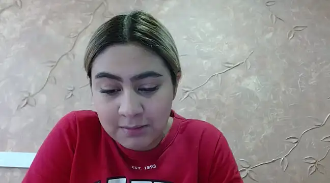 Miabonnett  online show from 02/24/25, 12:05