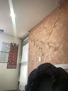 Snapshot of Miabonnett_ chatting on 12/22/25, 12:35 Miabonnett online show from 12/22/25, 12:35