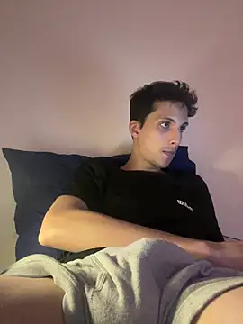 CamiloXx04 online show from 04/29/26, 03:54