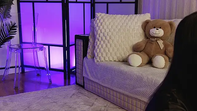 OnlyXandra online show from 02/05/26, 05:56