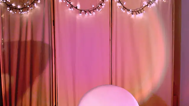 Snapshot of Malinax chatting on 12/01/24, 11:47 Malinax online show from 12/01/24, 11:47