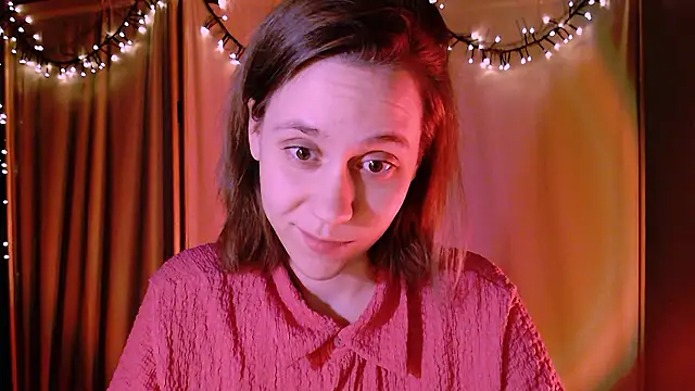 Snapshot of Malinax chatting on 12/03/24, 01:08 Malinax online show from 12/03/24, 01:08