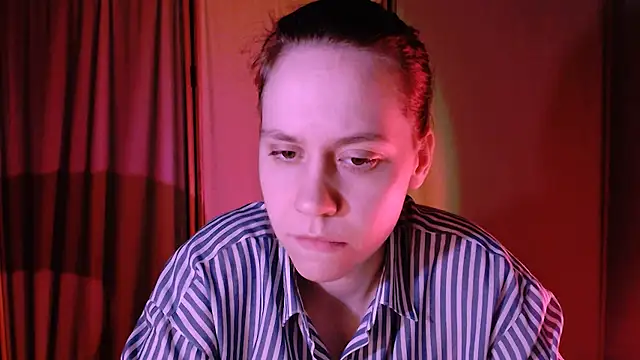 Snapshot of Malinax chatting on 01/14/25, 11:37 Malinax online show from 01/14/25, 11:37