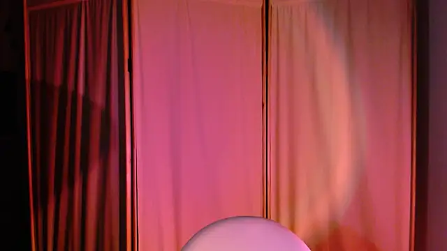 Snapshot of Malinax chatting on 01/19/25, 11:32 Malinax online show from 01/19/25, 11:32