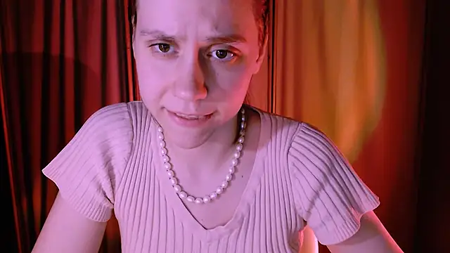 Snapshot of Malinax chatting on 01/25/25, 01:54 Malinax online show from 01/25/25, 01:54