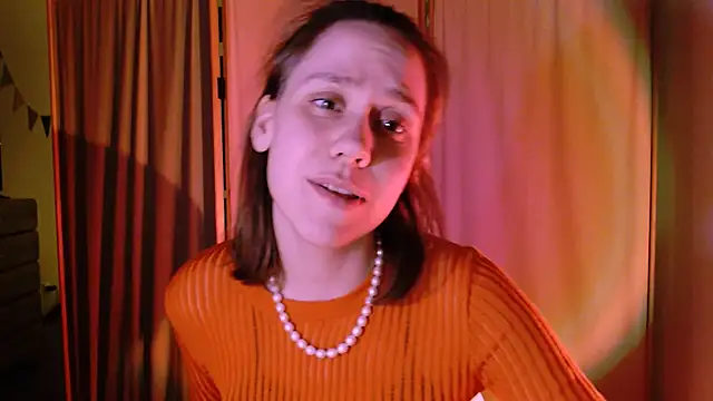 Snapshot of Malinax chatting on 01/25/25, 11:22 Malinax online show from 01/25/25, 11:22