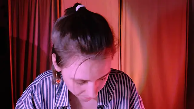 Snapshot of Malinax chatting on 02/03/25, 11:05 Malinax online show from 02/03/25, 11:05