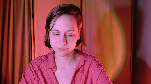 Snapshot of Malinax chatting on 02/18/25, 01:32 Malinax online show from 02/18/25, 01:32