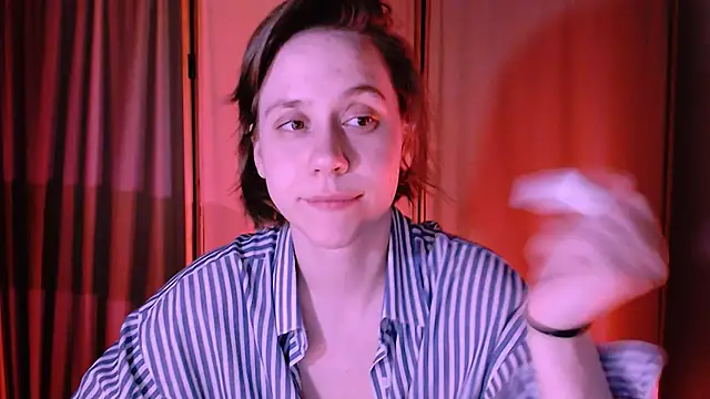 Snapshot of Malinax chatting on 03/01/25, 12:39 Malinax online show from 03/01/25, 12:39