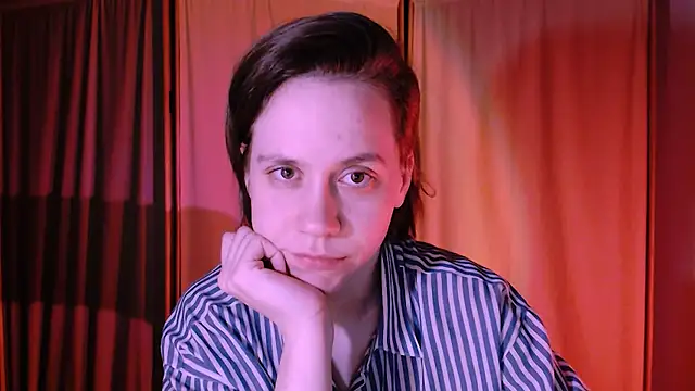 Snapshot of Malinax chatting on 03/01/25, 11:26 Malinax online show from 03/01/25, 11:26