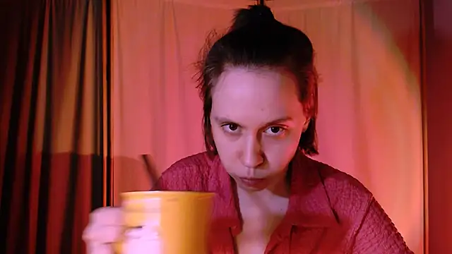 Snapshot of Malinax chatting on 03/14/25, 10:38 Malinax online show from 03/14/25, 10:38