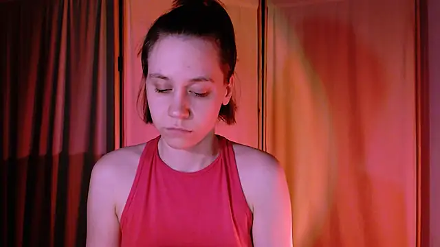 Snapshot of Malinax chatting on 03/17/25, 10:49 Malinax online show from 03/17/25, 10:49