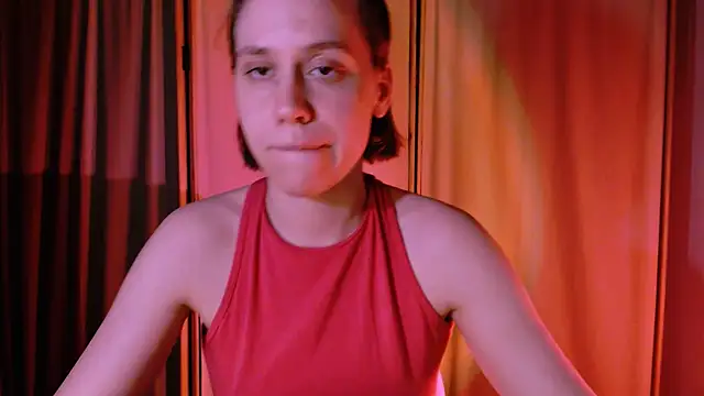 Snapshot of Malinax chatting on 03/18/25, 01:53 Malinax online show from 03/18/25, 01:53